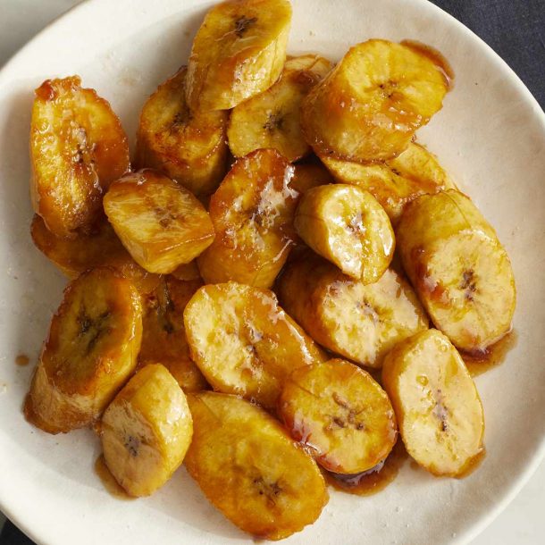 146247-sauteed-sweet-plantains-ddfsm-3X4-5829-e9df3d943a9d44dd9d0009e64616269c